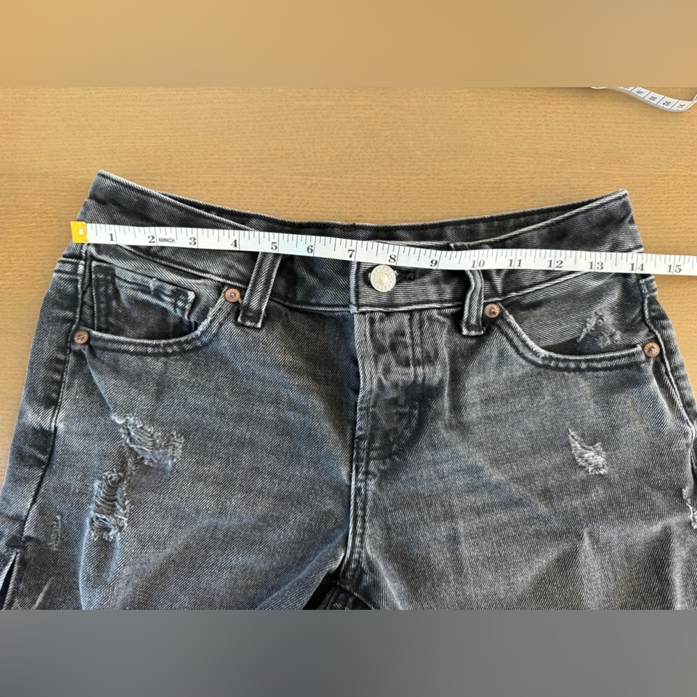 Express Charcoal Black Frayed Distressed Denim Button Fly Jean Shorts - Picture 7 of 9